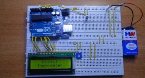 Top 7 Best Arduino Robot Kits for Beginners: 2024 Reviews | HeLovesMath Arduino robot kit assembled on a breadboard with LCD and 9-V battery